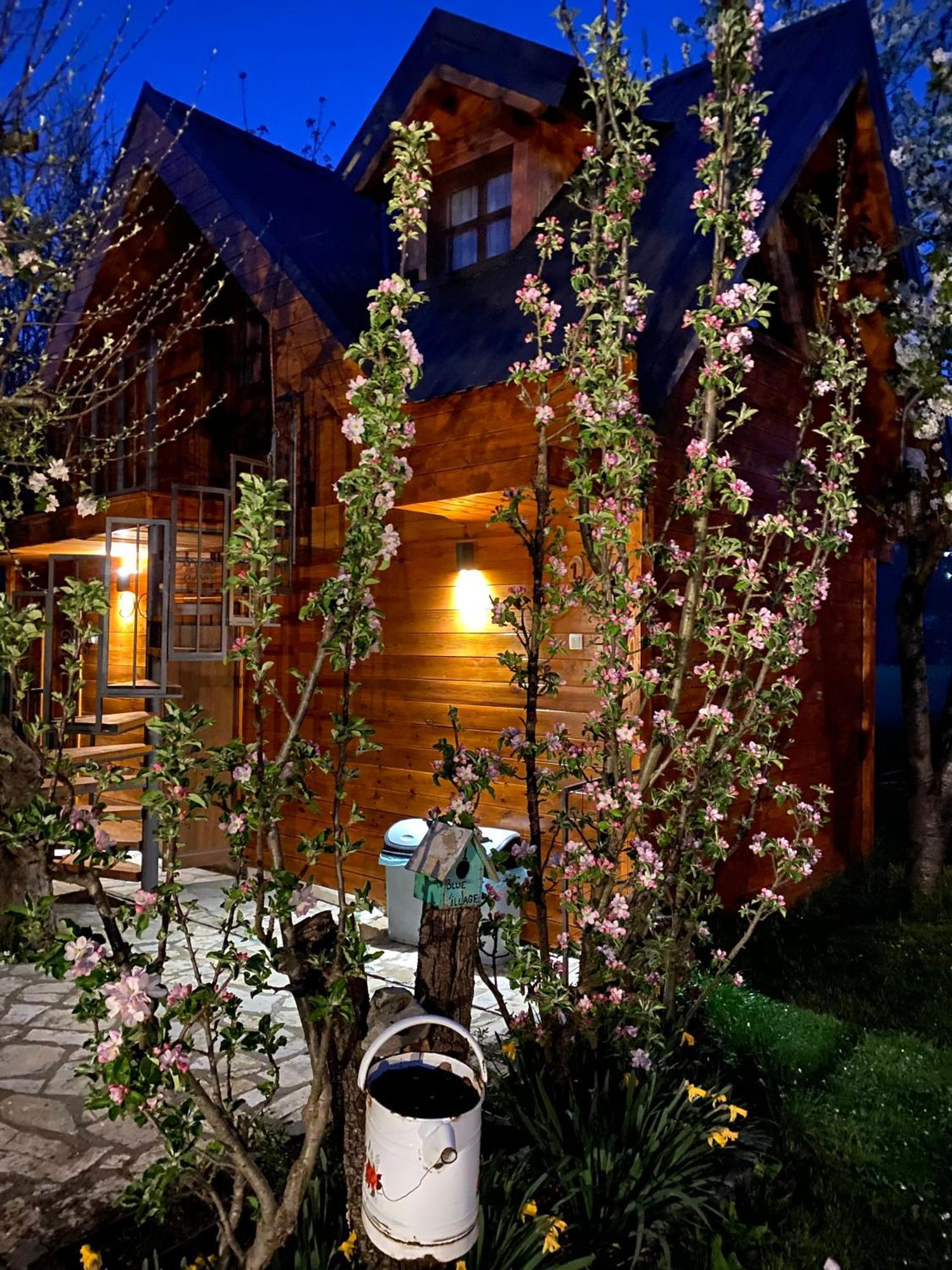 Blue Village 8 콜라신 외부 사진